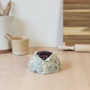 Beeswax Food wraps - Medium Square x 1. Squeeze Abeego beeswax food wrap around food and bowls, store in the fridge, and keep fresh food for what feels like forever.