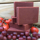 Rich oils and butters, combined with fresh organic tomato juice, organic grapeseed oil rich in Omega 6 and white China clay, create a fabulous complexion bar.