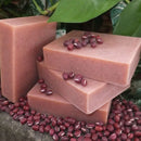 A moisturizing, organic soap bar made with adzuki bean powder. Gently exfoliates without damaging skin's surface.