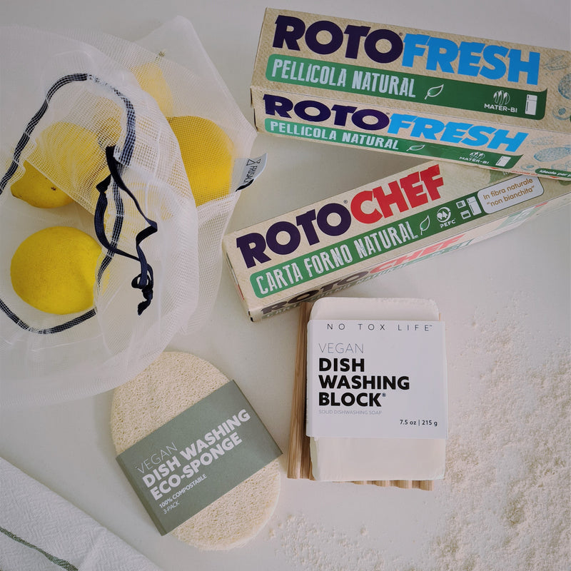 The Chef gift set: Compostable AND reusable Shopping bags, Rotochef Unbleached Baking Paper, compostable Cling Wrap vegan dish soap and natural dish sponge.