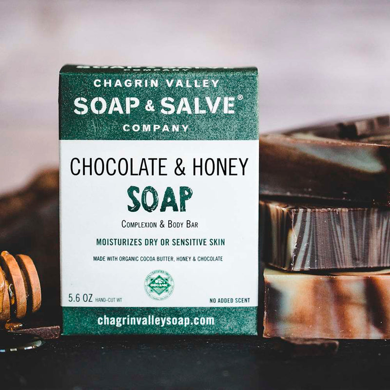 Moisturizing soap enriched with unrefined organic fair trade cocoa butter and swirled with raw cocoa powder and real dark chocolate.